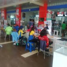 Laptop di kelas harga 4 jutaan tergolong banyak. Max Indo Computer Electronics Store