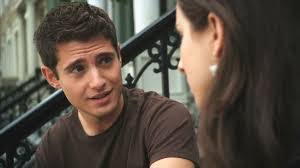 Alex Wren's Instagram, Twitter & Facebook