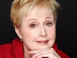 Molly Pope's Instagram, Twitter & Facebook