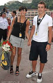 Fernando alonso fue protagonista en la q1, al completar un vueltón con el que se metió séptimo, mientras que algunos de los que llegaban por detrás tuvieron una bandera amarilla y se vieron en. Fernando Alonso Split F1 Driver Confirms Split From Raquel Del Rosario Daily Mail Online