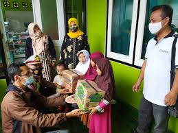 Check spelling or type a new query. Peringati Hari Pers Wartawan Temanggung Beri Santunan Anak Yatim
