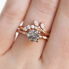 Egyptians are known to be buried with a gold wire on their third finger of their left hands. How To Match Your Wedding Band To Your Engagement Ring