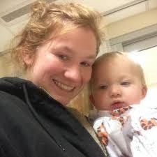 Danielle Amundson's Instagram, Twitter & Facebook