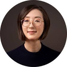 Mindy Graham's Instagram, Twitter & Facebook