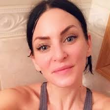 Tracy Nightingale's Instagram, Twitter & Facebook