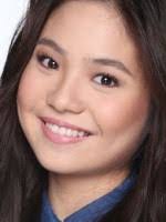 Jasmin Aragon's Instagram, Twitter & Facebook