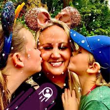 Is Dreams Sands Cancun beach accessible and swimmable with semi clear water?