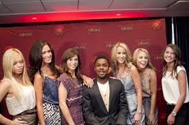 Ultimately, it was more financially successful than its direct competition. Occupation Double 8 Au Bal Des Celebutantes La Presse