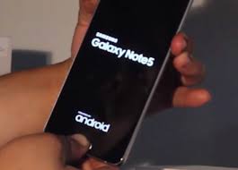 When you purchase through links on our site, we may earn an affiliate commission. Fix A Samsung Galaxy Note 5 That S Stuck On The Logo During Boot Up Keeps Rebooting