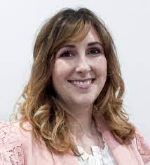 Shanna Moore's Instagram, Twitter & Facebook