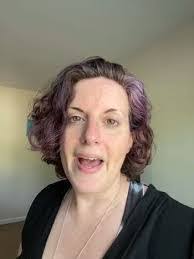 Eva Beasley's Instagram, Twitter & Facebook