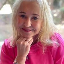 Diana Barela's Instagram, Twitter & Facebook