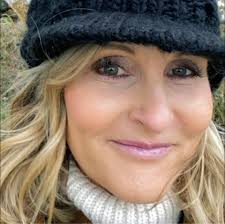 Housing options for sophomore students with limited budget