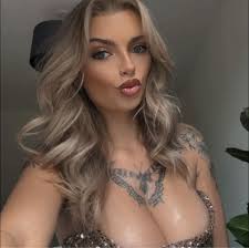 Can anyone recommend a cake maker? With a quick turn around needing  something within the next two weeks🤞🏻