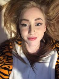 Emily C teen from Calgary, AB | MOTHERLESS.COM ™