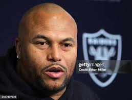 74 Photos & High Res Pictures