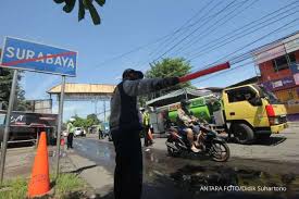 Loker bank loker bumn loker swasta loker pabrik. Jam Malam Akan Diberlakukan Saat Psbb Surabaya Gresik Dan Sidoarjo