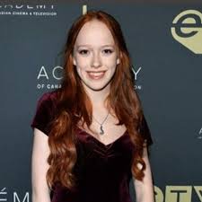 She is an actress, known for энн (2017), морган (2016) and s.o.s. Amybeth Mcnulty Teeth Issues Bio Net Worth Dating Boyfriend Hair Color