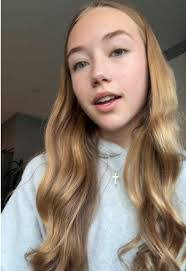 Rachel Denham's Instagram, Twitter & Facebook