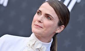 Bouncing and Shaking Are Key to Keri Russell's Morning Routine