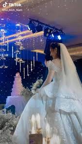 Hồ bích trâm và ông xã hơn 7 tuổi quyết định về chung nhà sau thời gian hẹn hò vô cùng kín tiếng. Zwywpkcpreebwm