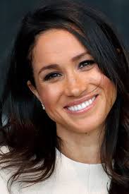 The duchess of sussex's hair transformation in. Meghan Markle Is Criticized For Her Hair Getting Messy In The Wind Teen Vogue