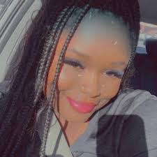 Ebony Queen's Instagram, Twitter & Facebook