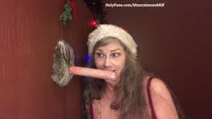 What Happens At The North Pole Gloryhole🔥Stays At The North Pole Gloryhole!