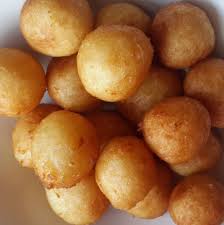 100 gr tepung terigu protein sedang 125 gr tepung beras 100 gr gula merah 50 gr gula pasir 250. Resepi Cucur Manis Viral Cara Buat Cekodok Manis Yang Lembut Dan Enak