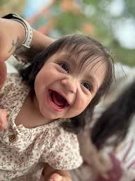 Can someone create a fake party scene with grandbabies?