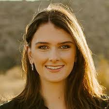 Anna Harned's Instagram, Twitter & Facebook