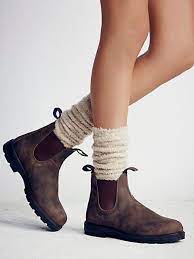 Blundstone 1671 heeled boots for women were featured on vogue.com today as the article titled 12 essential pieces everyone should own by age 30 takes a. Women S Style 585 Boots Blundstone Boots Chelsea Boots