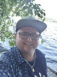 Introduction of a transmasculine individual in Tacoma looking for friends