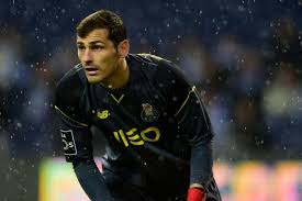 He is currently the first choice goalkeeper for real madrid and the spanish national team. Sara Carbonero Esposa De Iker Casillas Evoluciona Bien Tras Recaida Por Su Cancer Futbol Internacional Deportes Eltiempo Com
