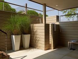 1001 Ideen Und Bilder Zum Thema Gartendusche Selber Bauen Gartendusche Gartengestaltung Gartendusche Selber Bauen