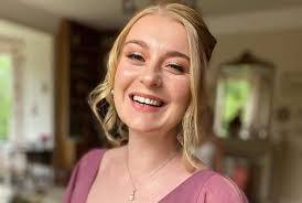 Zoe Chick's Instagram, Twitter & Facebook