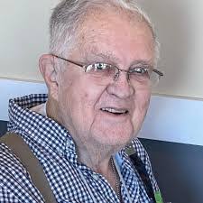 Sally Kolb's Instagram, Twitter & Facebook