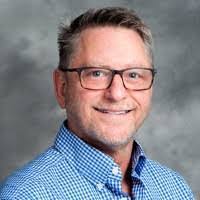 Starr Bray's Instagram, Twitter & Facebook