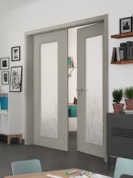 Doppeltur weg zu einem modernen wohnzimmer in pastellfarben. Zimmerturen Innenturen Gunstig Kaufen Turenkontor24