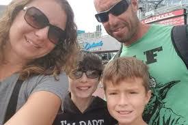 Diana Gural's Instagram, Twitter & Facebook