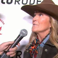 Shay Marks's Instagram, Twitter & Facebook