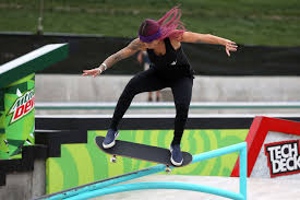 Letícia bufoni e silva is a brazilian professional street skateboarder. Skateboarder Leticia Bufoni Makes History Ahead Of Tokyo 2020 Debut