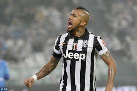 A report from chile suggests that arturo vidal wants to return to juventus this summer, rather than join antonio conte's inter. Arturo Vidal Insists He S Happy At Juventus After Manchester United Speculation Last Summer Daily Mail Online