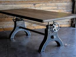We specialize in harley davidson s, buell, indian, victory & custom motorcycles,(based on the harley davidson style engines & running gear). Hure Crank Table Vintage Industrial Furniture