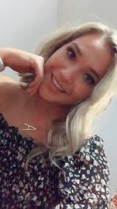 Anna Kouba's Instagram, Twitter & Facebook