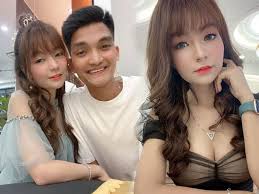 Vì vậy khi lên quay, tôi mặc đồ xong đứng trước gương không còn nhận nổi ra mình nữa. Máº¡c VÄƒn Khoa Giau Cá»¡ Nao Khi Sáº¯p CÆ°á»›i Vá»£ Hot Girl Nong Bá»ng