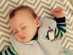 keep your littles warm with halo winter weight sleepsack :: review +  giveaway