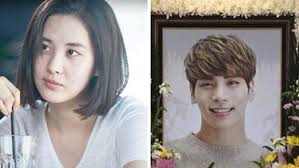 See a recent post on tumblr from @fyjjong about jonghyun. Jonghyun Shinee Meninggal Seohyun Salahkan Dirinya Showbiz Liputan6 Com
