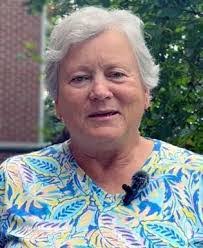 Gail Clute's Instagram, Twitter & Facebook