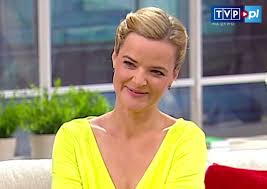 Pytanie na śniadanie to sztandarowy program śniadaniowy telewizji publicznej, nadawany codziennie, poza niedzielą. Monika Zamachowska Nie Bedzie Juz Prowadzic Pytania Na Sniadanie Tvp Szykuje Dla Niej Inne Projekty
